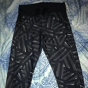 Women’s 3/4 workout leggings
